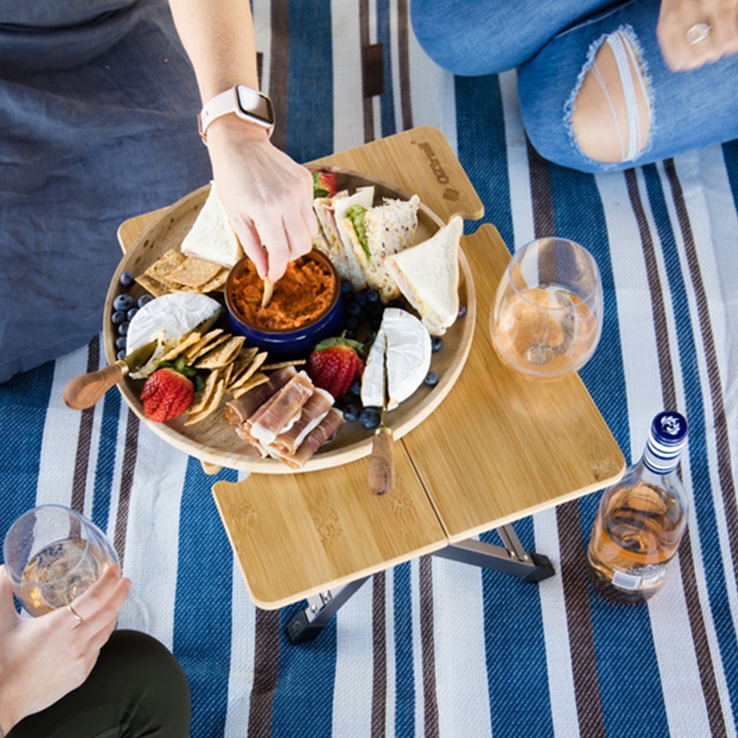 OZTrail Cape Series Picnic Table***