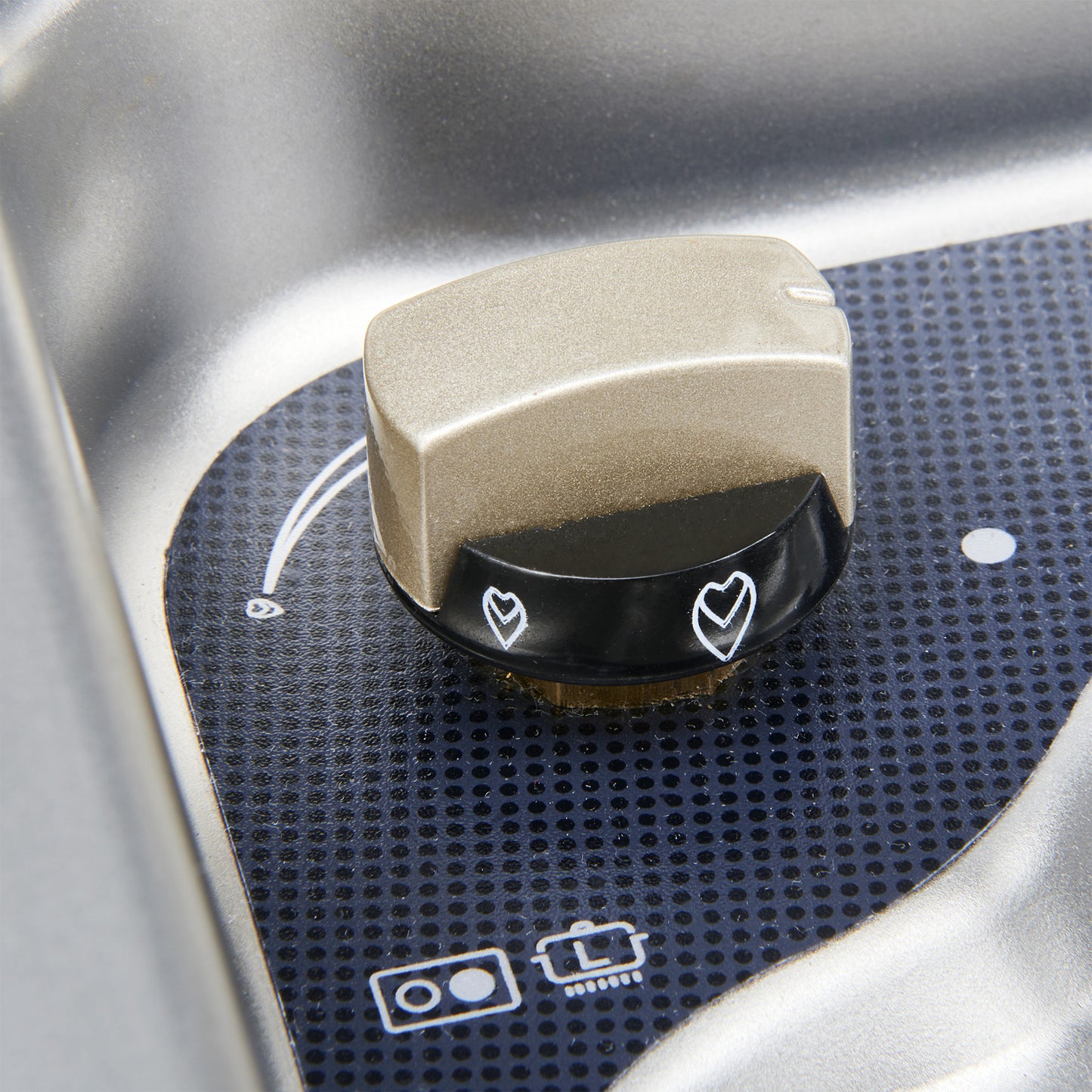 Dometic 2 Burner Hob with Glass Lid - Piezo Ignition