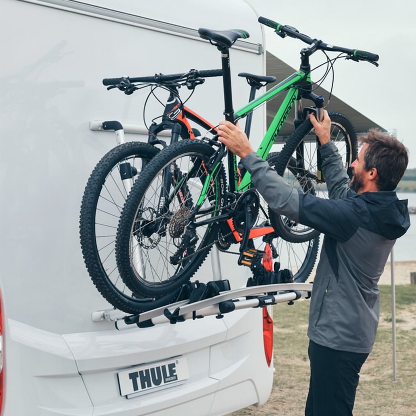 Thule Excellent Bike Rack Standard Silver