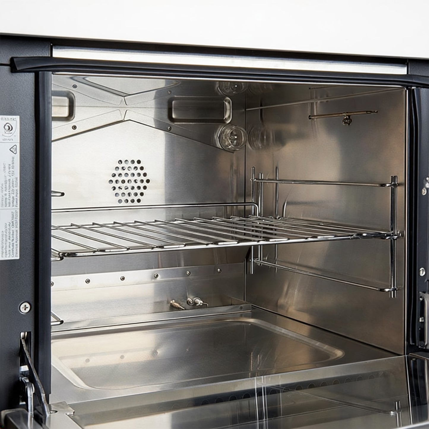 Dometic MC101 Oven/Grill with 3+1 Burner Cooktop