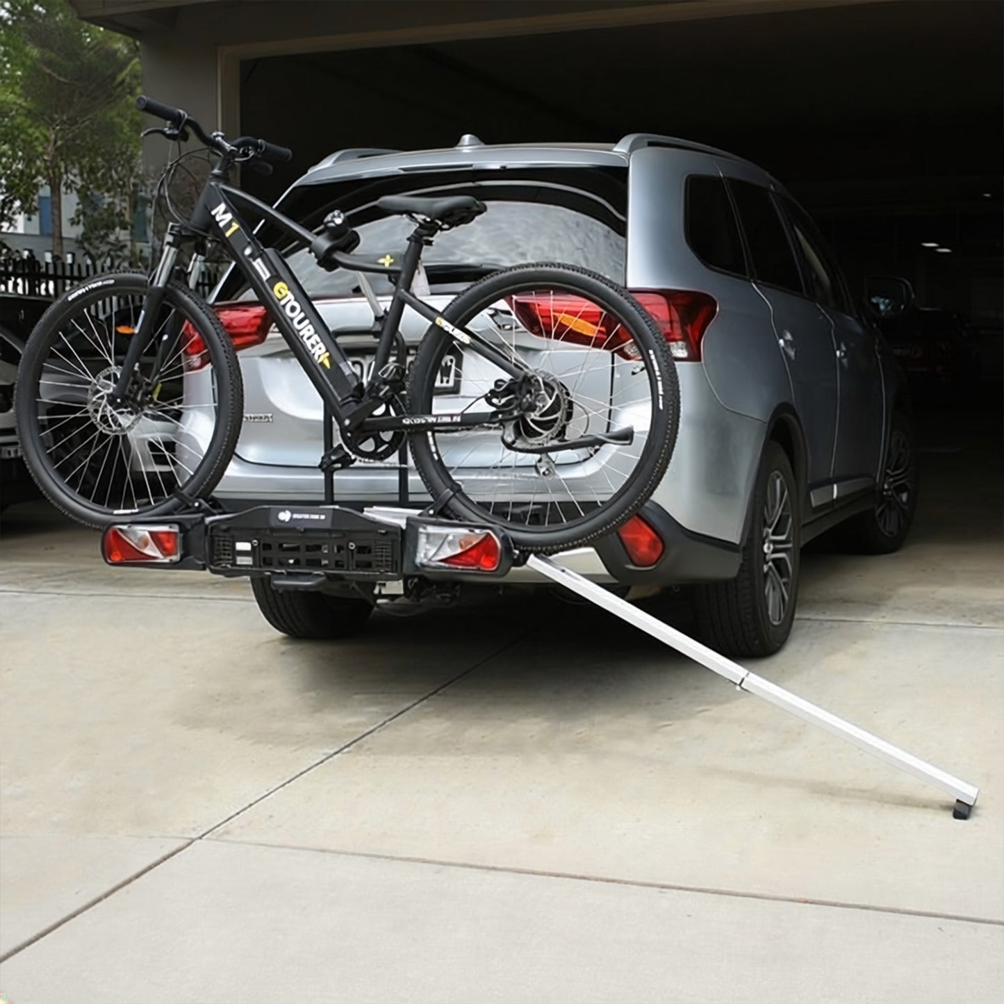 Coast RV Quick Fit XF3 Folding Bike Rack